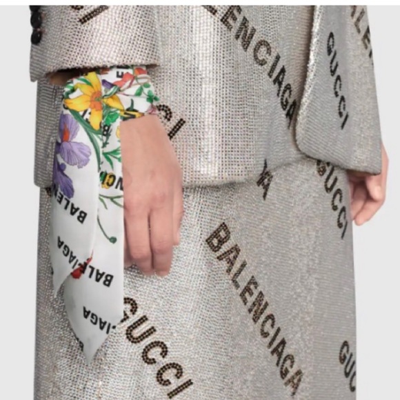 NWT 100% Authentic Gucci X Balenciaga Floral Print Silk Scarf - Picture 10 of 11